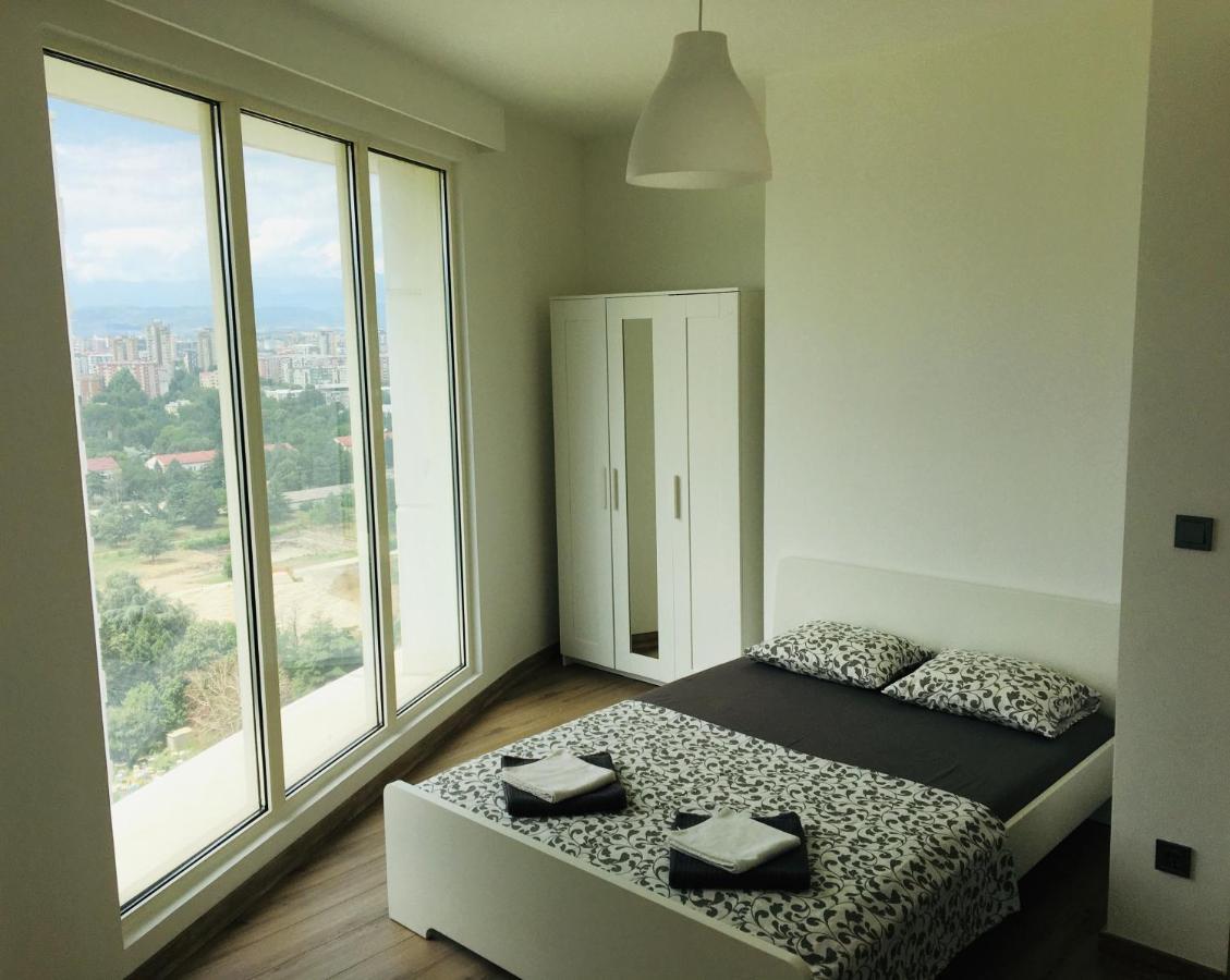 Mdm Sky Apartments Skopje Eksteriør bilde