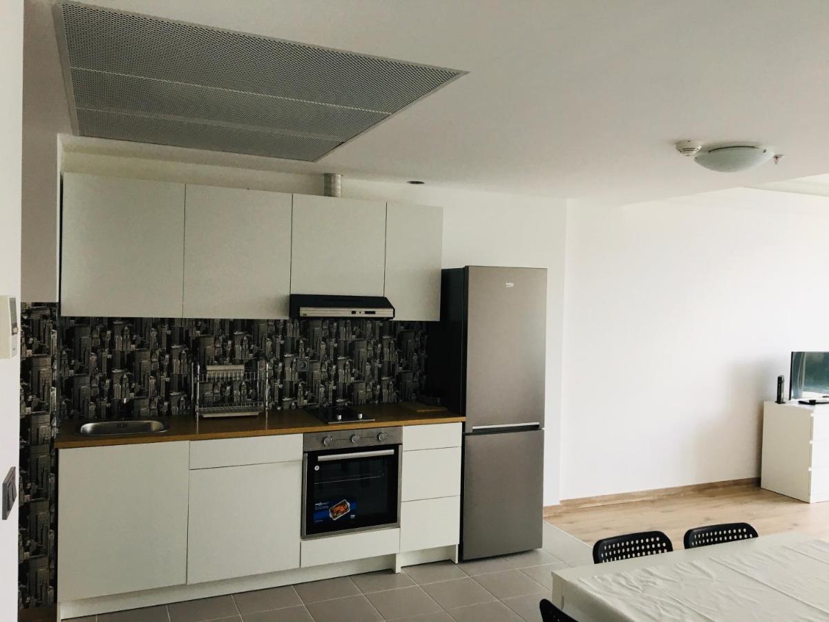 Mdm Sky Apartments Skopje Eksteriør bilde